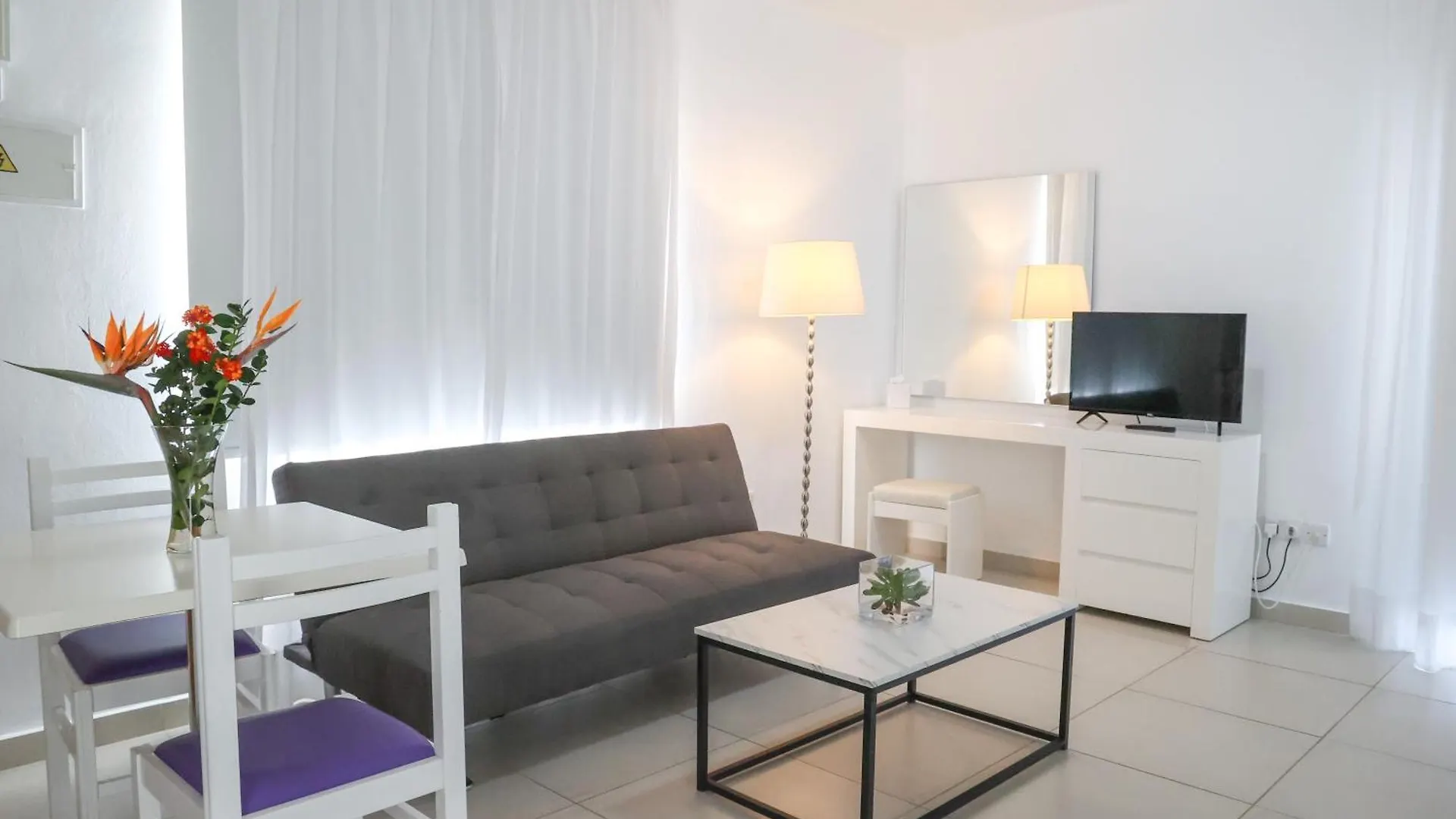 *** Aparthotel Alva Hotel Apartments Protaras Zypern