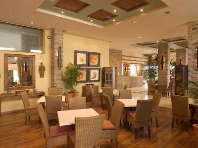 Alva Hotel Apartments Protaras