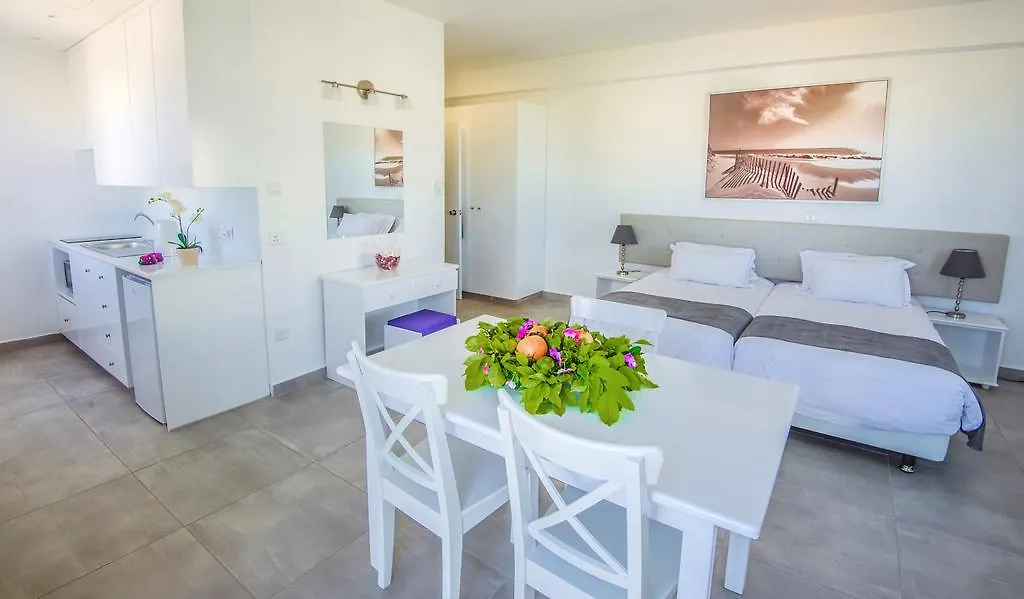Alva Hotel Apartments Protaras