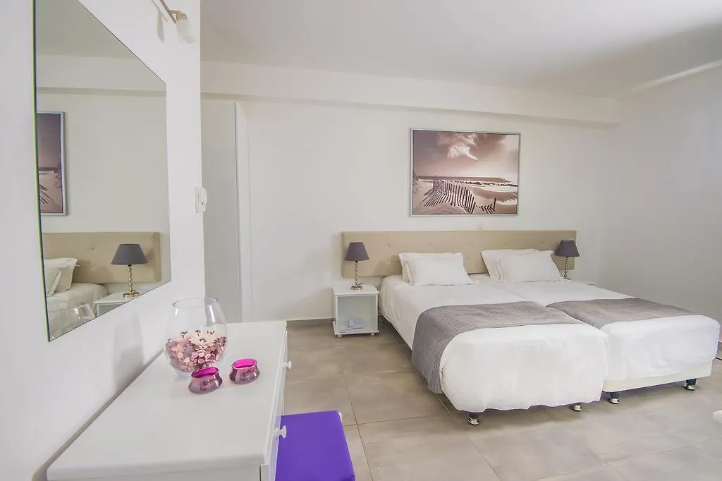 Alva Hotel Apartments Protaras 3*,