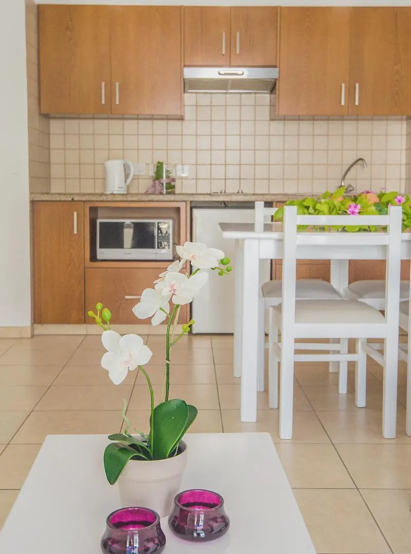 Alva Hotel Apartments Protaras 3*,