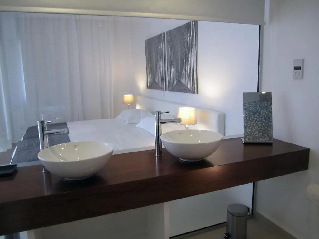 Alva Hotel Apartments Protaras 3*,