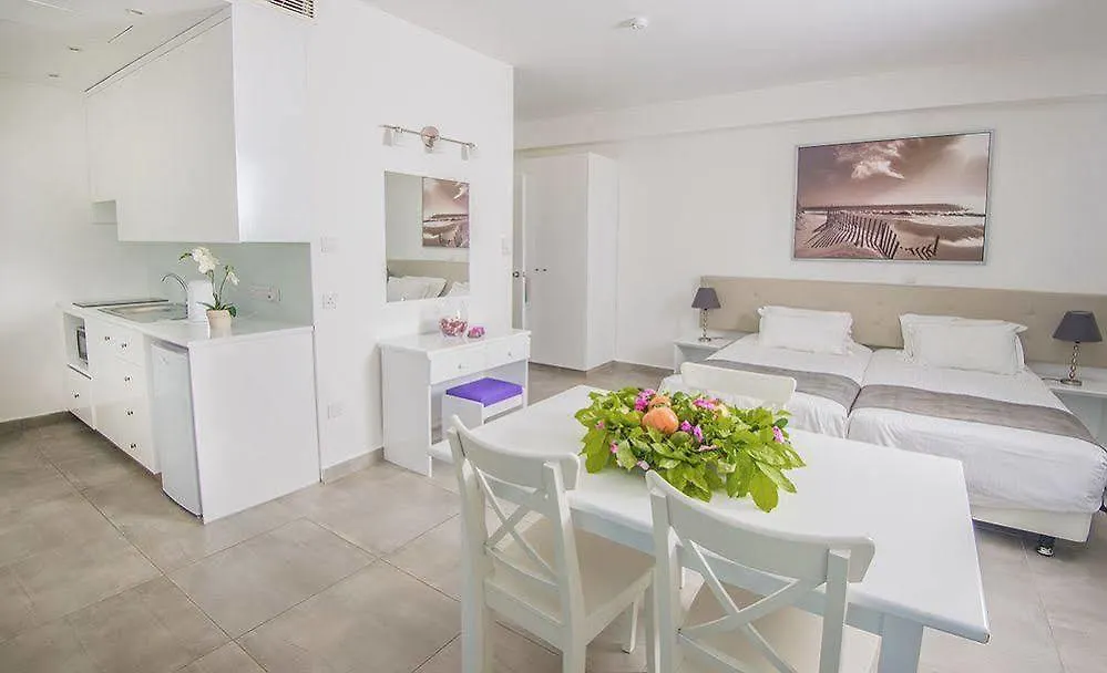 Alva Hotel Apartments Protaras